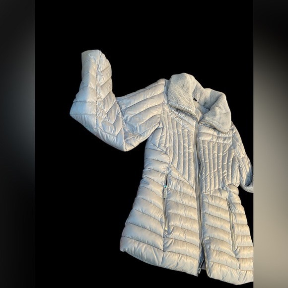 Guess Quilted Puffer Silver Jacket Fur Lined - Picture 6 of 16
